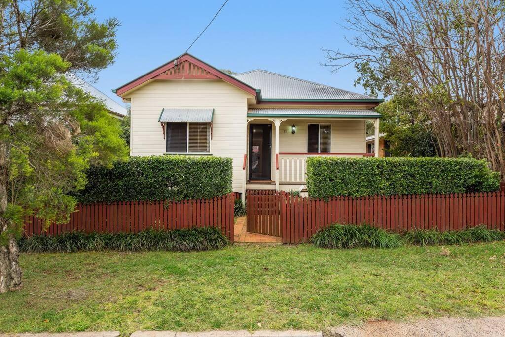 Cottage On Kent Toowoomba Exterior photo